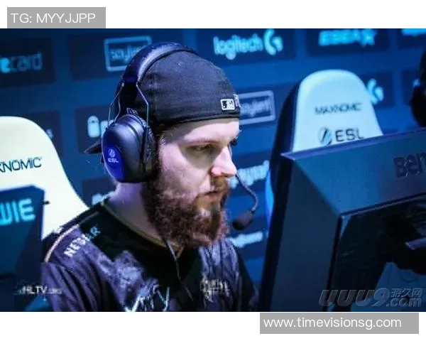 CSGO战术解析：深入探讨JDG战队的盯防策略与执行技巧